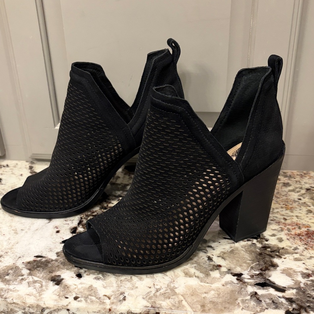 Vince Camuto Black Leather Suede Peep-Toe Mesh Heels